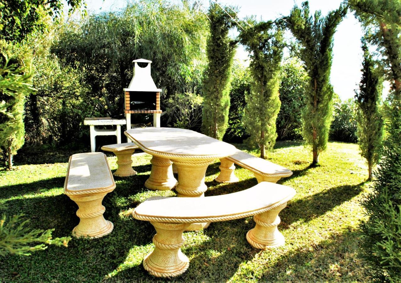 Holiday Villa In 10 Min From Fuengirola Beach With Sea Views Pool Bbq Parking Wifi Aircon Big Garden מיחאס מראה חיצוני תמונה